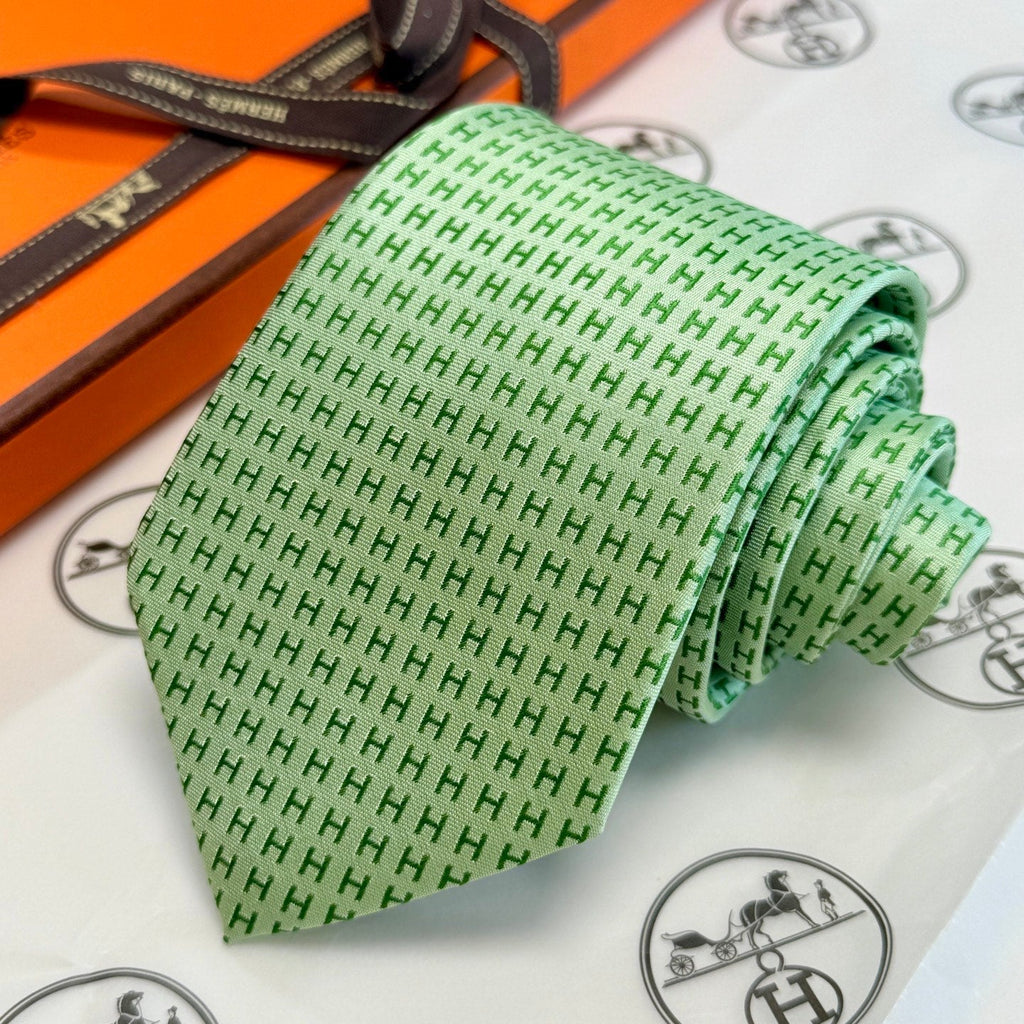 Hermes Style Men's Micro H Jacquard Silk Tie