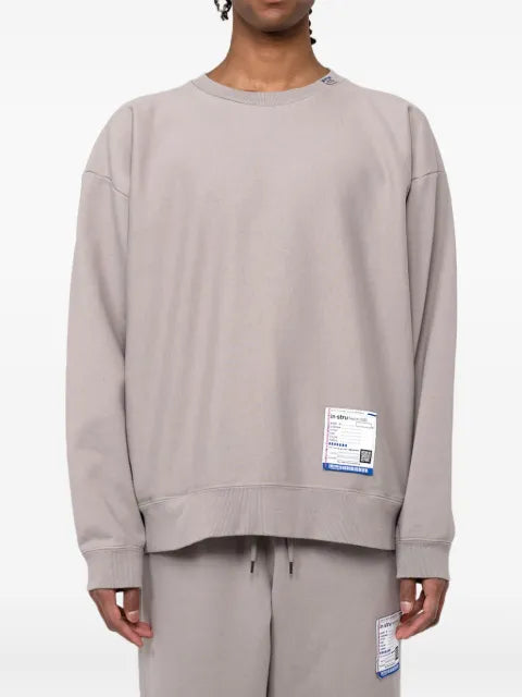 in･stru(men-tal). crew-neck sweatshirt