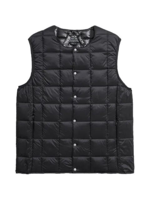 Taion quilted vest with button placket