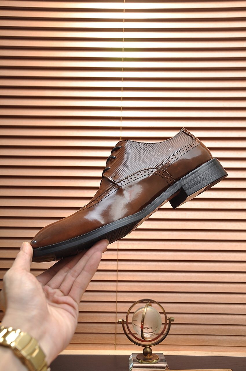 Louis Vuitton Men's Textured Panel Lace-Up Dress Shoes