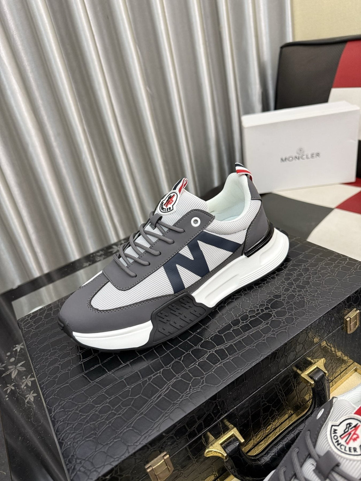 MONCLER Color-Block Low-Top Sneakers